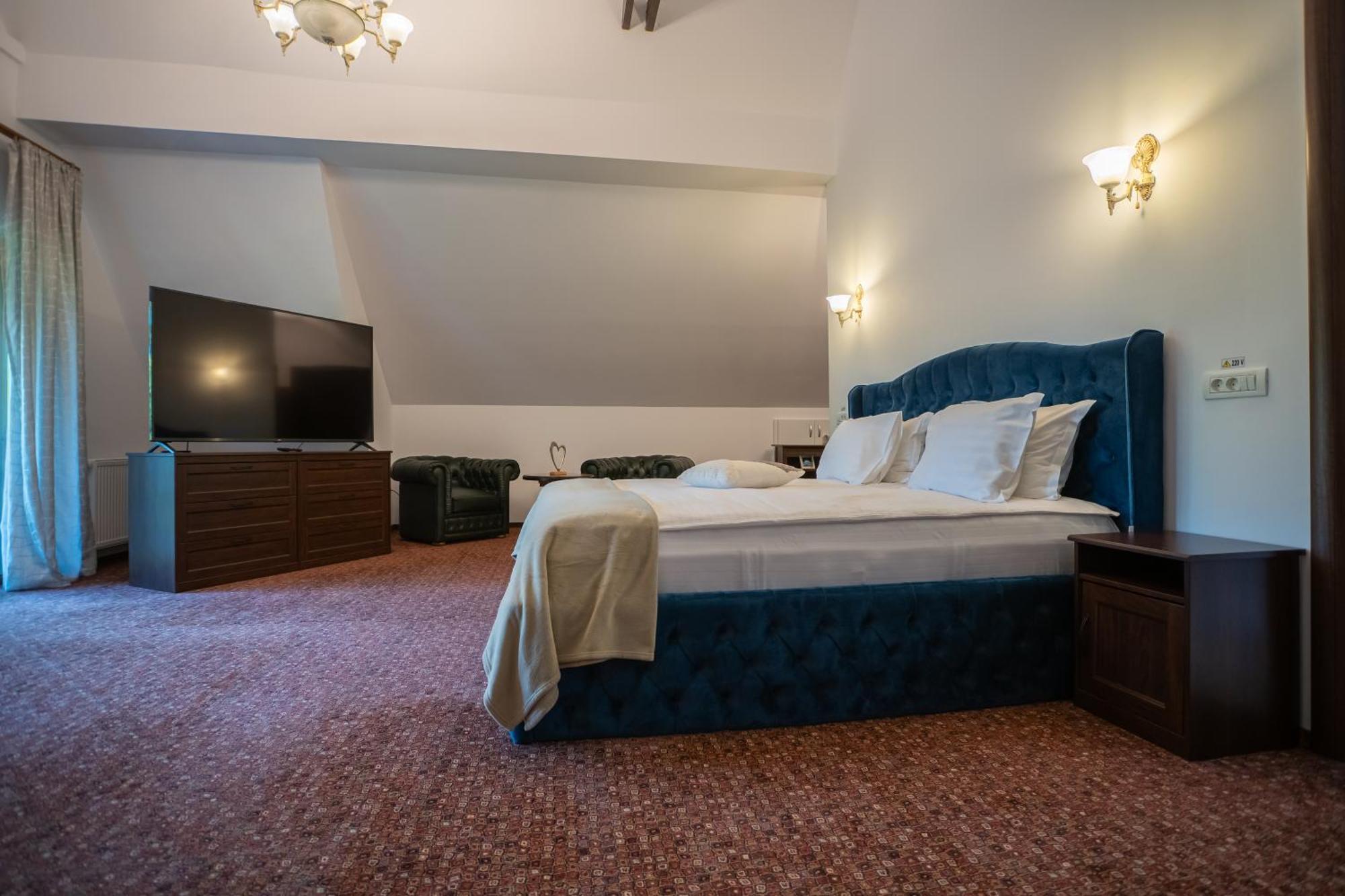 Opus Villa Sinaia Dış mekan fotoğraf A bedroom at the hotel
